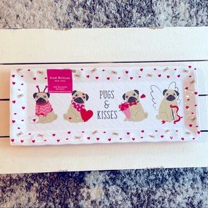NWT Valentine Pugs & Kisses Melamine Platter